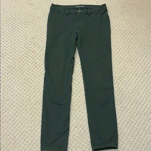 Toad & co size medium green jeggings, EUC